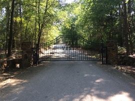 Gated community,  come out and enjoy the view and the drive. 