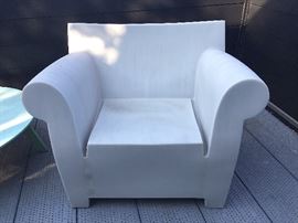 Kartell Bubble outdoor Club Deck Chairs, Satellite outdoor round Cocktail Table and Outdoor "floor lamp" .