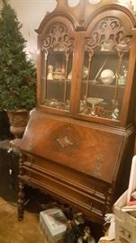 China Cabinet & Contents