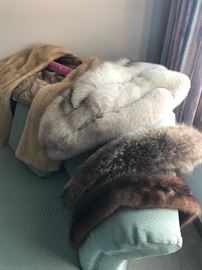 Furs- Fur stole, fur wraps