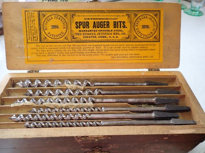 SPUR AUGER BITS - RUSSELL HENNINGS 
NEW IN ORIG WOOD BOX 