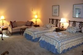 Pair of mahogany twin beds (headboards only with pair of frames)