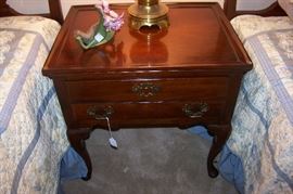 Pretty two drawer mahogany side table