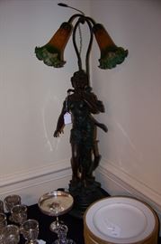 Beautiful lamp - but has European wiring so must be re-wired 