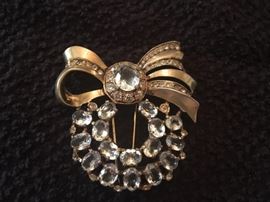 Eisenberg fur clip - sterling with gold wash