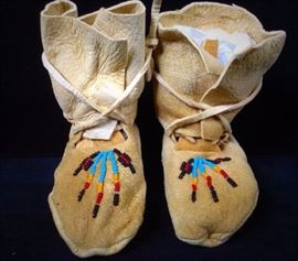  Native American Moccasins Beaded 