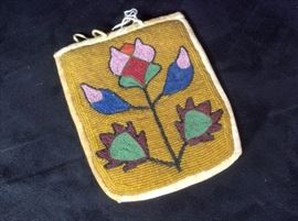 Plateau Beaded Floral Bag