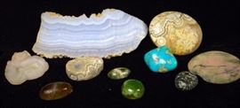 Assorted rocks and other loose stones