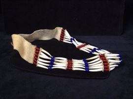 Plains Style Bead And Bone Choker 