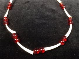 Red glass bead and Dentalium necklace 