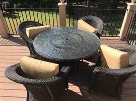 Lloyd Loom wicker patio table and 4-cushioned chairs