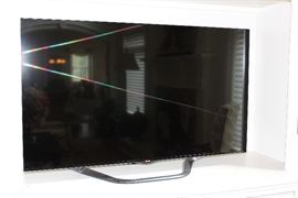 LG 60" Class Cinema 3D 1080P 240Hz LED TV with Smart TV (59.5" diagonally). model#/serial#: 60LA8600/304RMNE3S823 (April 2013)