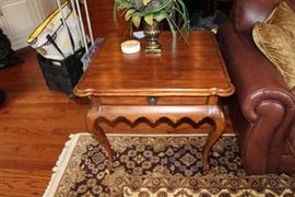 Drexel Heritage side/end table