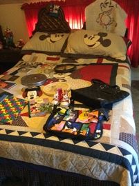 Mickey and Minnie Mouse Bedding Set, Full size Bed