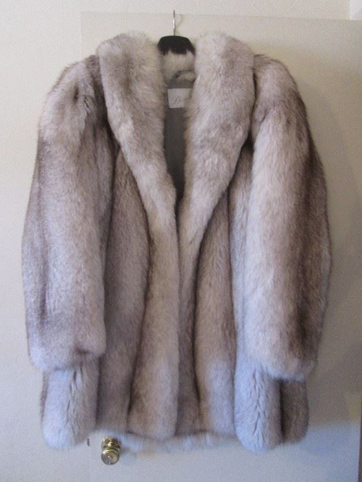 Silver Fox Fur, Stroller Length, size ~XL