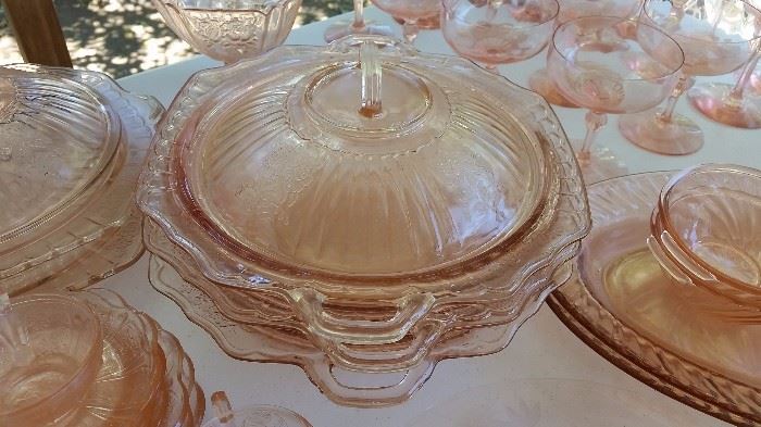 ooodles of pink depression glass