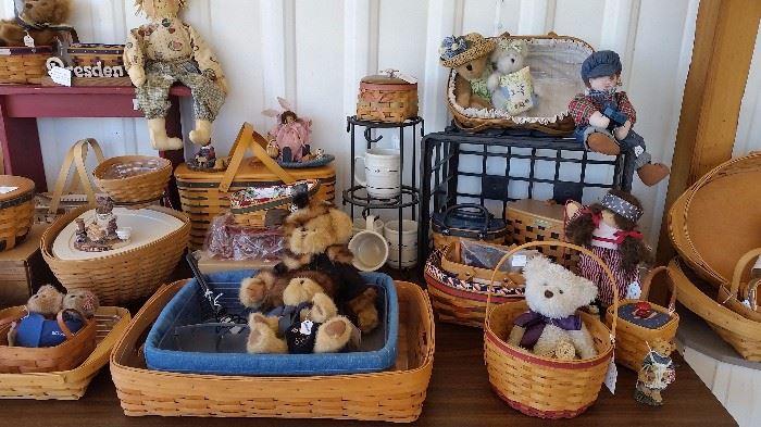 huge longaberger collection and boyds bears