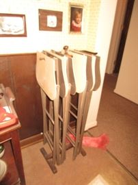 TV trays