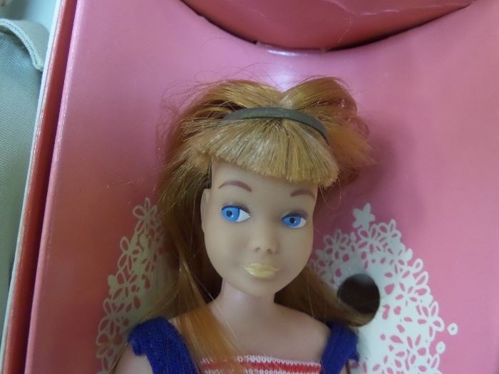 vintage Barbie & friends