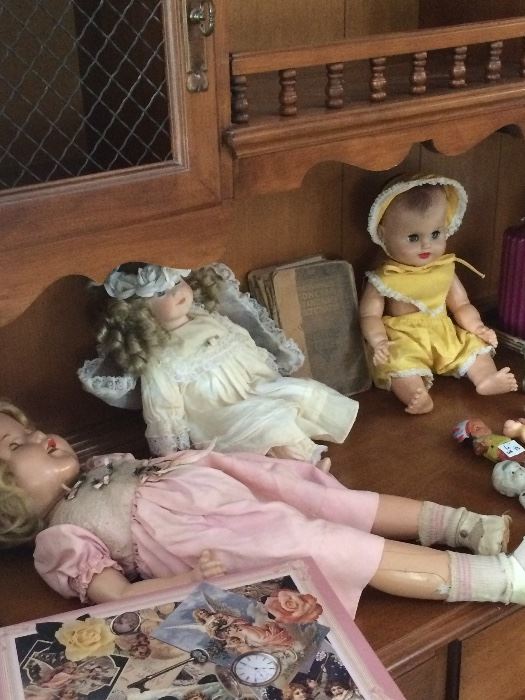 Antique dolls 