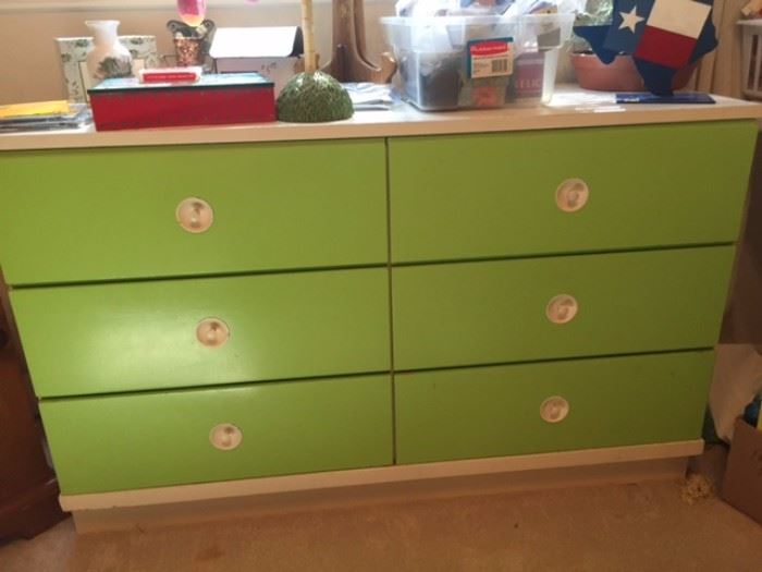 Vintage Children's chest of drawers