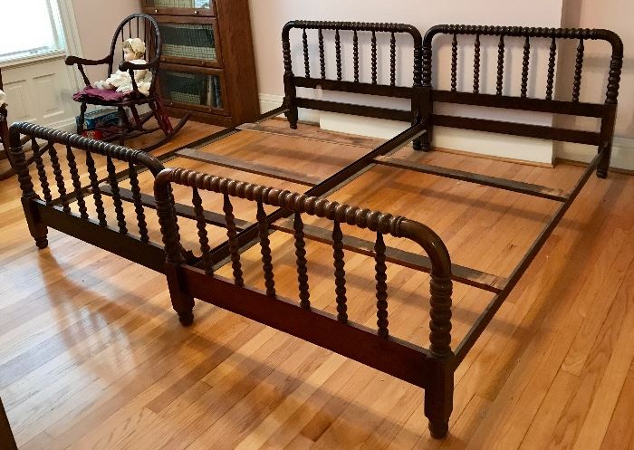 XL Twin Jenny Lind Beds
