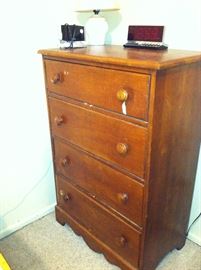 Chest of drawers