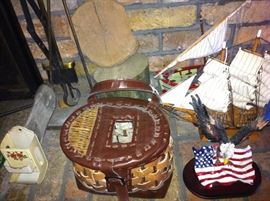 Ships, matchholder, fireplace set, creel