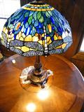Repro firefly stainglass lamp.