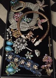Beautiful Vintage Jewels 