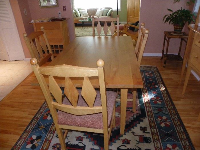 Pompanoosuc Cavendish dining chairs.