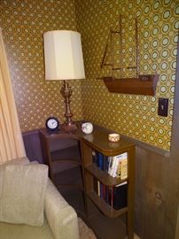 Corner bookcase unit & Stiffel lamp.