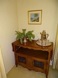 French Provincial server with drop leaf on both ends (part of dining room suite).