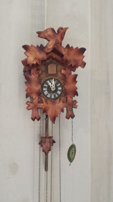 Vintage German Cuckoo Clock, Works!