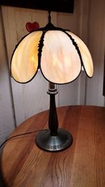 bradley hubbard table lamp slag glass shade