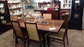 Dillingham dining table