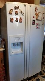 Nice Kitchen Aid side by side refrigerator.