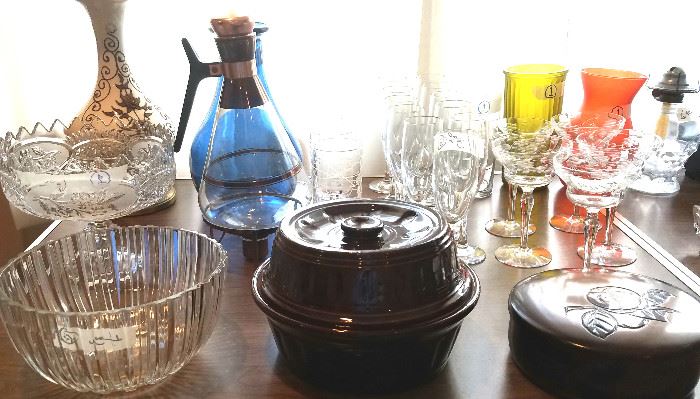 Nice glassware & pottery