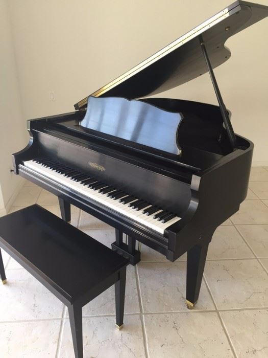 Chickering Parlor Baby Grand