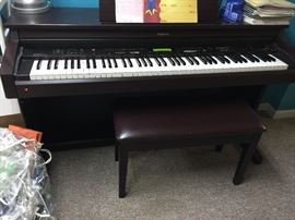 Nice Roland KR-277 electric piano.