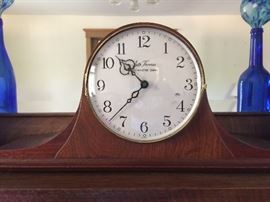 Seth Thomas electric mantle clock with Westminster chimes