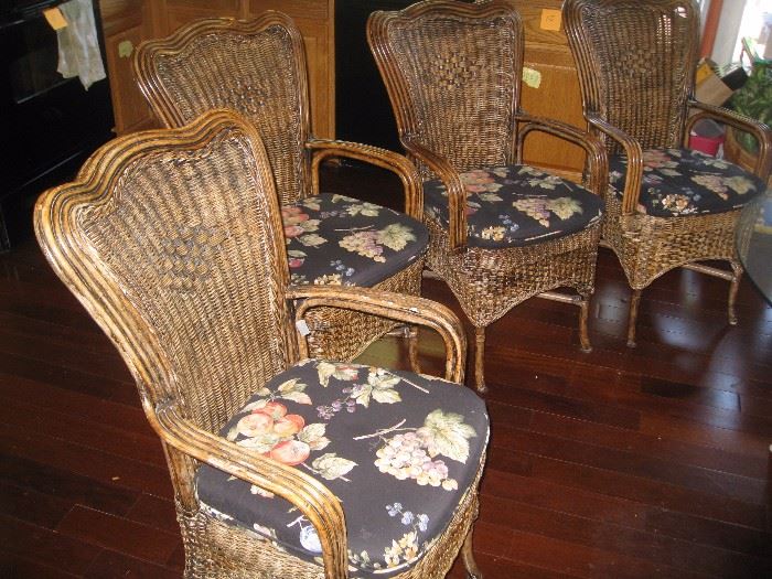 4-wicker chairs