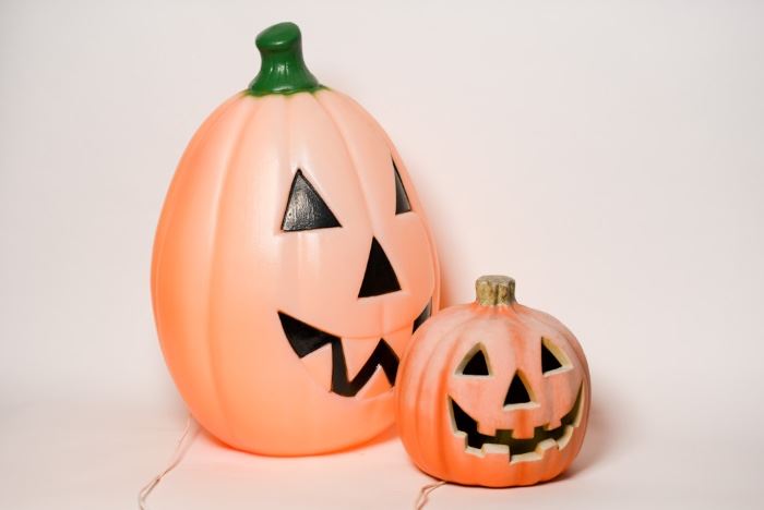 Plastic Halloween Pumpkins