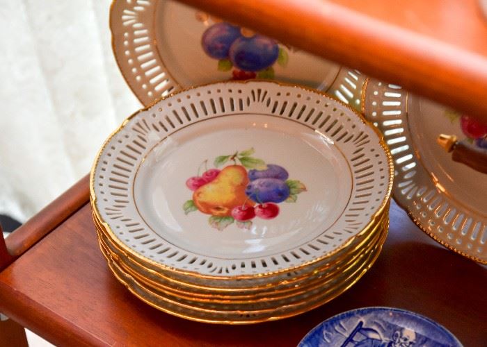 Vintage China / Dinnerware