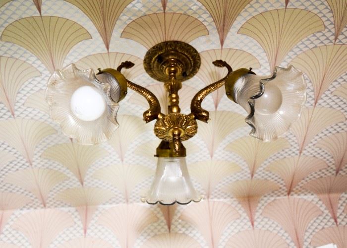 Vintage Brass 3-Arm Ceiling Light Fixture
