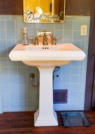 Kohler Pedestal Sink