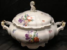 Bavarian covered turreen