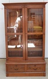 Victorian walnut 2 door bookcase