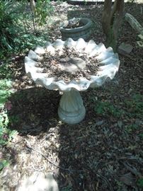 Concrete bird bath
