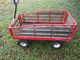 Drop side yard wagon